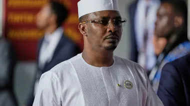 Déby libera a su principal rival en Chad, pero la condena mantiene un límite político
