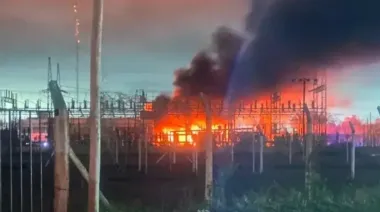 Apagón en La Plata: todavía quedan 22.000 usuarios sin luz tras el incendio en Tolosa