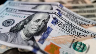 ¿Cómo abre el dólar este martes 18 de agosto y por qué podría subir 29% el mes que viene?