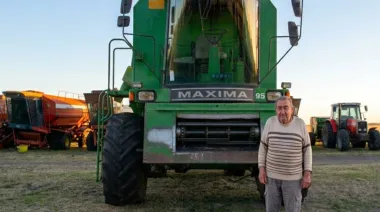 Con 97 años, se subió por última vez a la cosechadora: “Nunca lo hice sin voluntad”