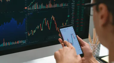 El riesgo país superó los 516 puntos y subió 19% en agosto: qué preocupa al mercado