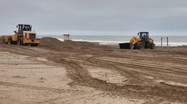 Polémica en Pinamar por un circuito de motocross en plena playa pública