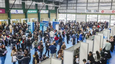 Más de 3.500 vecinos buscaron empleo en Caballito: qué perfiles pidieron las empresas