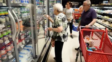 El consumo masivo volvió a caer en julio: los 3 motivos que explican la baja