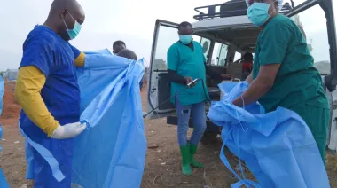 Ébola en Congo: USD 450 millones movilizados y Africa CDC exige rastrear los fondos