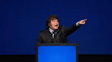 Milei recordó 3 "operetas" y estalló: "Me niego a creer que seamos tan pelotudos"