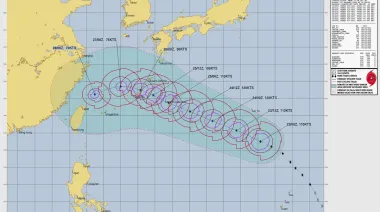 Saudel se aleja de las Marianas con vientos de 193 km/h y levantan las alertas