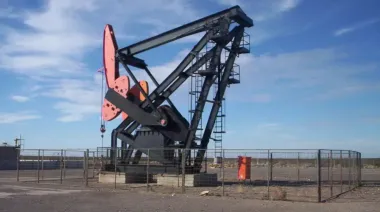 Cinco petroleras ganan USD 65.500 millones con Ormuz cerrado
