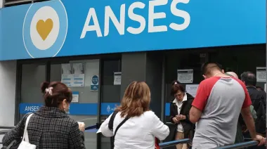 ANSES paga hoy: quiénes cobran jubilación y desempleo este martes 25 de agosto