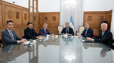 Santilli reunió a Pullaro, Llaryora y Frigerio: los temas que inquietan a la Región Centro
