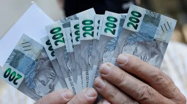Brasil registra déficit de USD 8.110 millones, pero todavía lo cubre con inversión externa
