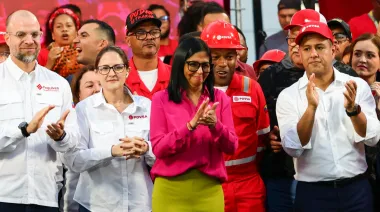 EE.UU. apunta a 65.000 millones de barriles de Venezuela: la cifra supera sus reservas