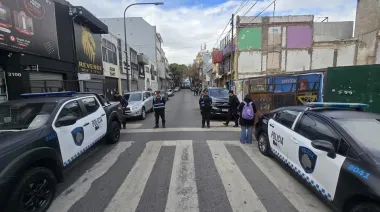 Tensión en Flores: desalojan una sinagoga tras un feroz conflicto entre fieles