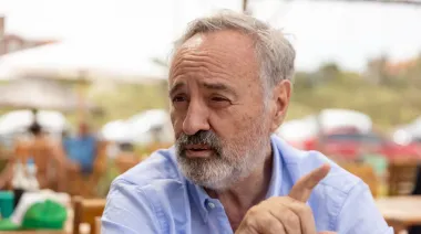 Joaquín de la Torre reabre el debate bonaerense con una idea para 27 distritos