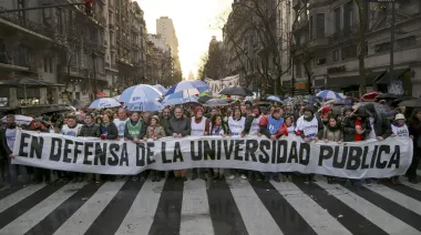 Universidades y Gobierno, cara a cara: lo que puede destrabar salarios y becas