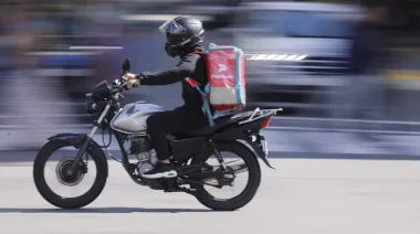 Más motos, menos autos: el mercado automotriz no repunta pese a la apertura