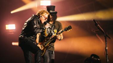 Slash adelantó que el regreso discográfico de Guns N' Roses está en marcha