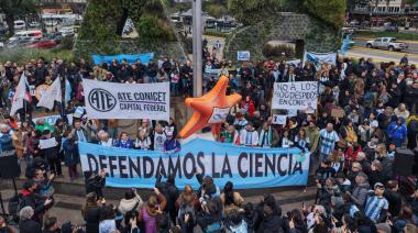 Marcha por la ciencia: quién debe firmar para reponer 379 becas del CONICET