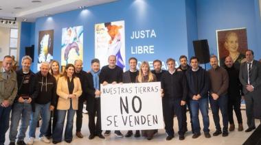 Reelecciones y desdoblamiento: cuál es el plan de los intendentes peronistas en 2027
