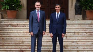 Felipe VI y Pedro Sánchez encabezan el respaldo de España tras el terremoto