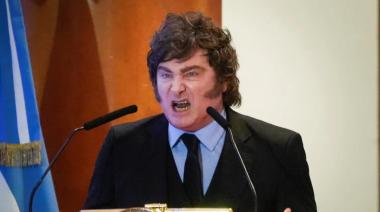 Milei replicó un duro post en X y reabrió la discusión con la oposición sobre la pobreza