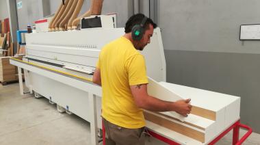 La industria maderera perdió empleo y advierte por la falta de trabajadores especializados