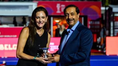 Luciana Aymar, el amuleto de Las Leonas: homenaje de la FIH y campeonas del mundo