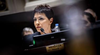 Ley Ema de Mayra Mendoza, con media sanción: qué cambiaría en escuelas de PBA