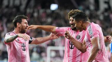 Con su póker ante Montreal, Messi se acerca a Cristiano Ronaldo como goleador histórico
