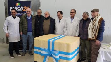 El queso más grande de Latinoamérica pesa 1.000 kilos y nació en Córdoba