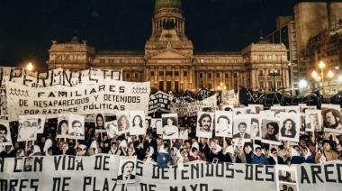 Madres de Plaza de Mayo y 40 mil contra la autoamnistía: qué pasó hace 43 años