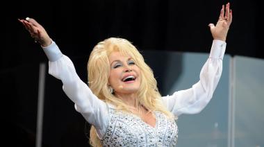 DOLLYFEST en 2027: el homenaje que llevará el legado de Dolly Parton a dos ciudades