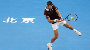 Djokovic volvió a la victoria en Pekín y extendió su racha de invictos