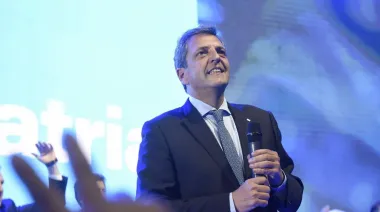 Con foto: quién es el dirigente que se reunió con Massa pensando en el 2027