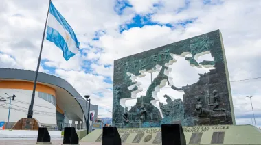 Qué cambia si Malvinas se convierte en Símbolo Nacional: QR, IA y Google Maps