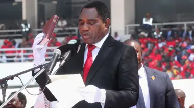Zambia inicia otro mandato de Hichilema entre denuncias y arrestos políticos