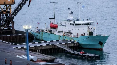 Noruega embargó un buque ruso para ejecutar una deuda con Ucrania