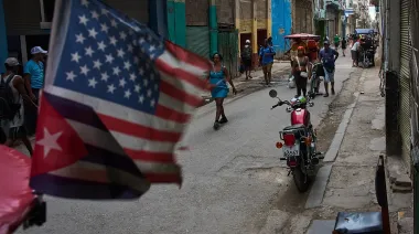 EE.UU. extiende el cerco a Cuba: sanciona su banca y red petrolera estatal
