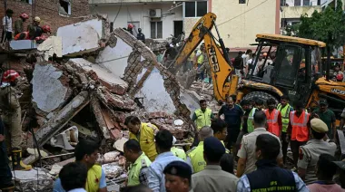 Derrumbe en Nueva Delhi dejó siete muertos y abrió una investigación por irregularidades