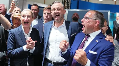 AfD logra una victoria histórica en Sajonia-Anhalt y reclama el mandato para gobernar