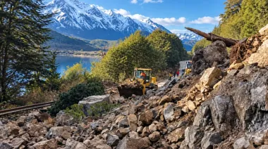 Derrumbe en la Ruta 40: corte total entre Bariloche y El Bolsón por rocas