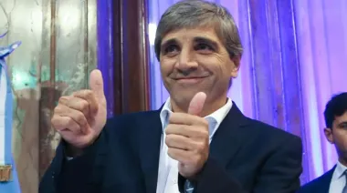 Caputo volvió a mendigar los dólares del colchón: ¿única solución bajo la manga?
