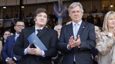 "Roma no paga traidores”: Javier Milei felicitó a Nicolás Pino por su triunfo en la SRA