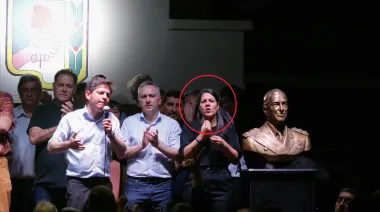 Perlita de Kicillof en Misiones: qué hacía la mujer cercana a Larroque