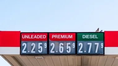 El diésel supera los USD 200 por barril y encarece el transporte mundial