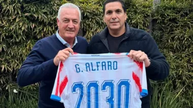 Paraguay ratifica a Gustavo Alfaro como DT: continuará hasta el Mundial 2030
