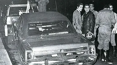La historia del doble parricidio de los Schoklender: sangre debajo de un auto y dos hijos desaparecidos