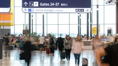 Australia restringirá visas para estudiantes, turistas y mochileros extranjeros