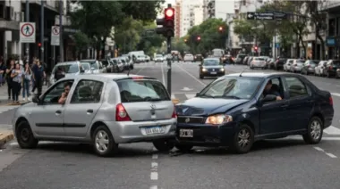 No contestó la demanda y perdió: la Justicia condenó a un conductor que fingió demencia