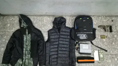 Video: robaron un auto en Lanús, chocaron un patrullero y terminaron detenidos